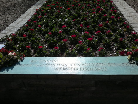 Gedenktafel Neuer Friedhof
