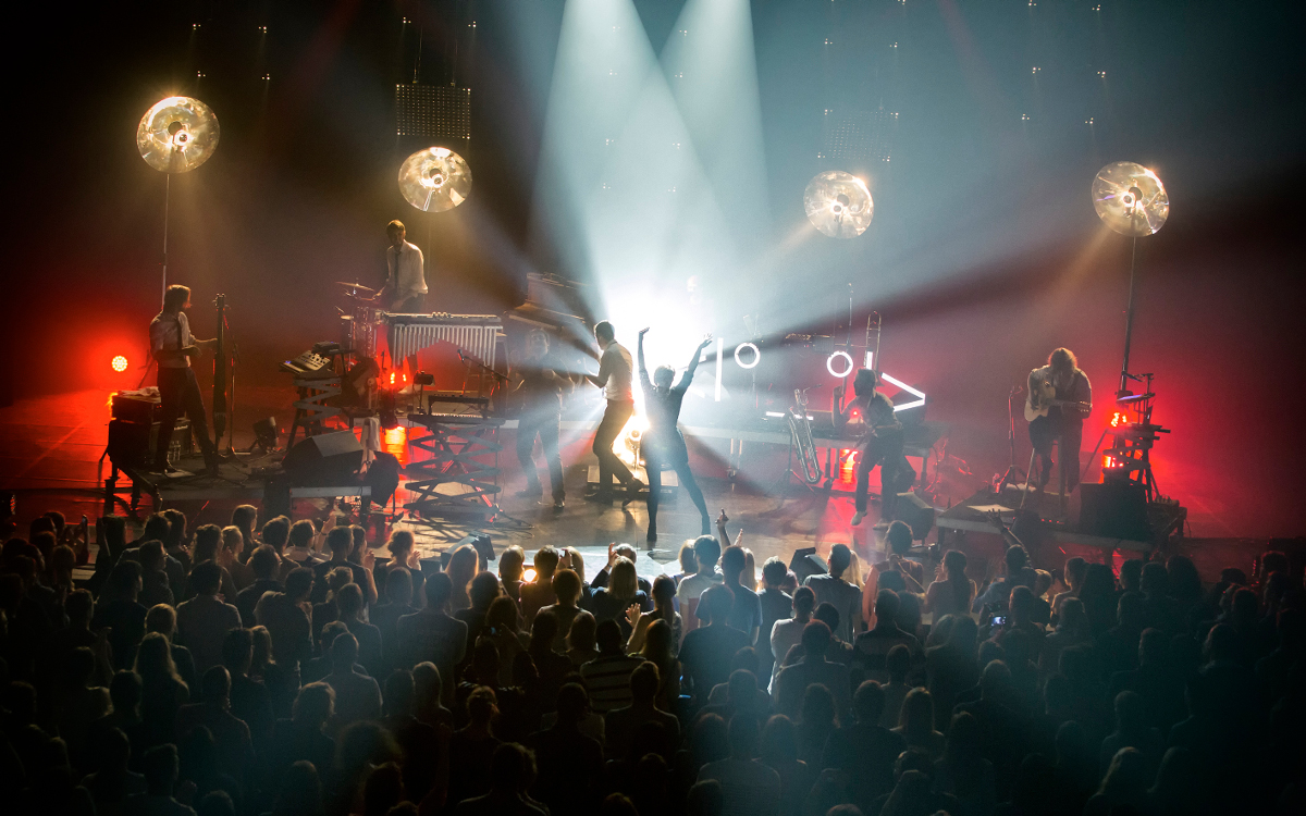 Caravan Palace Miracle LOHRO