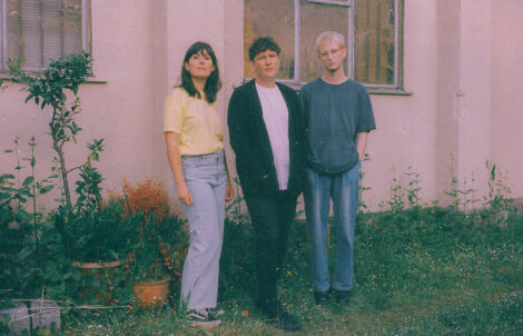 Lucy Board, Matthew Board und Aubrey Simpson von der Band Pale Blue Eyes